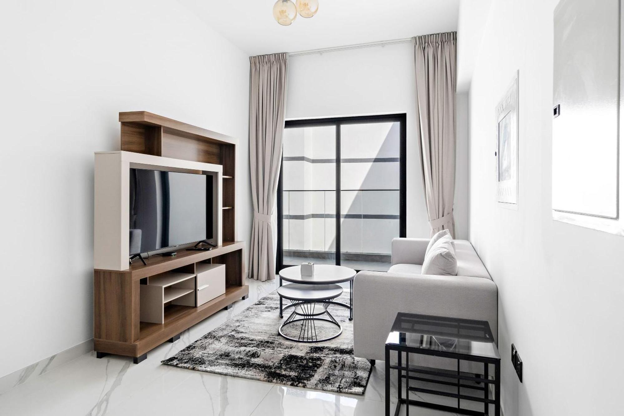 Modern 1-bedroom With Pool Gym And Hammam Apartment