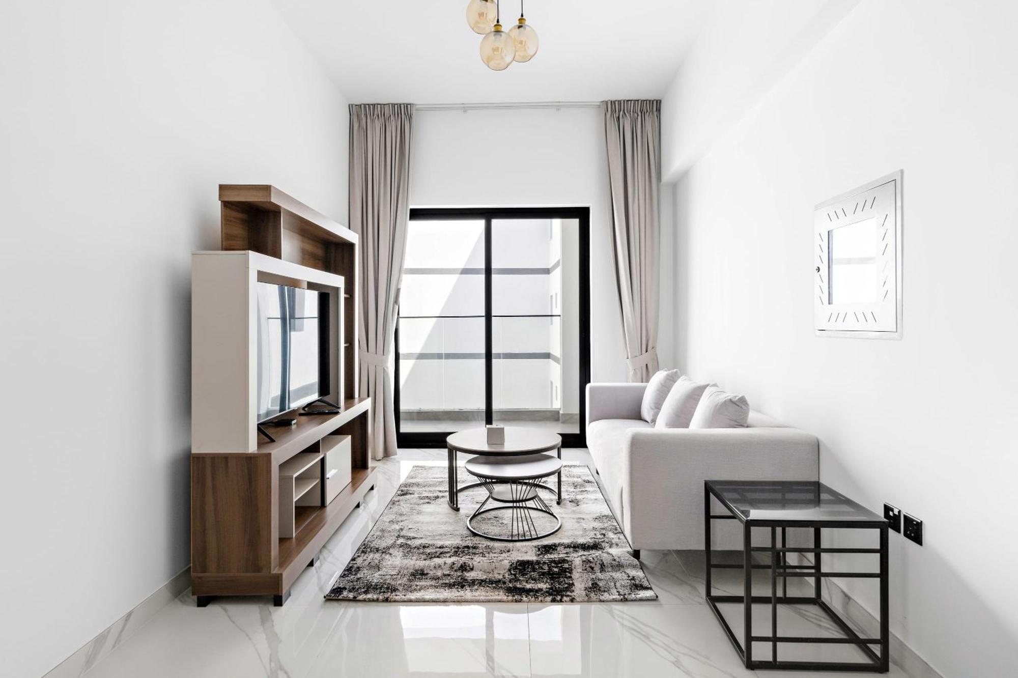 Modern 1-bedroom With Pool Gym And Hammam Apartment Dubai