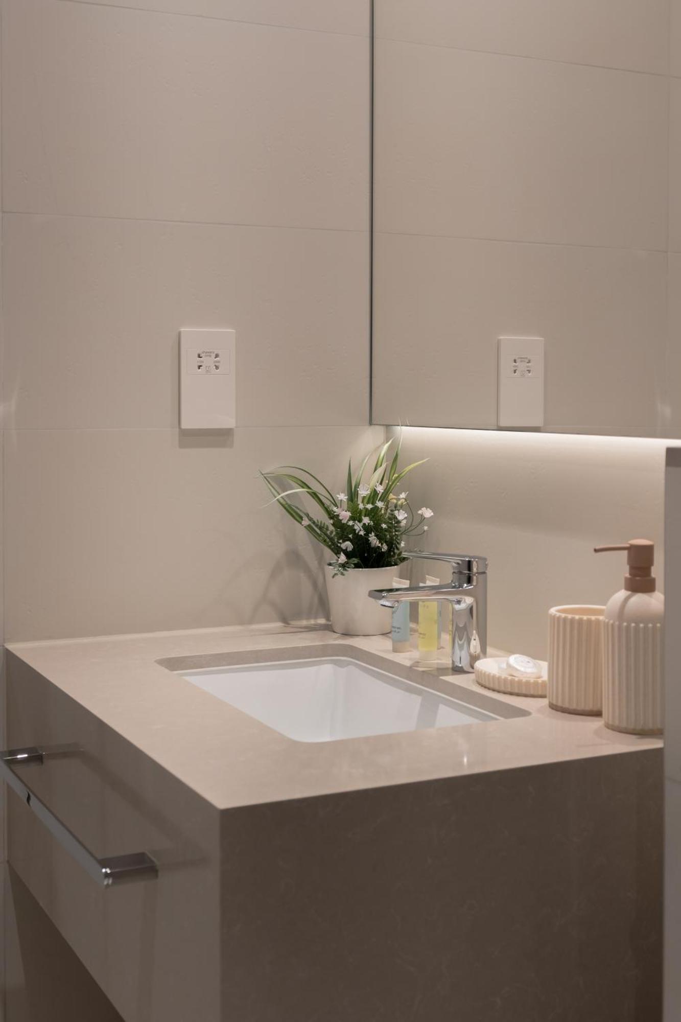 Clever Guest La Vie Apartment