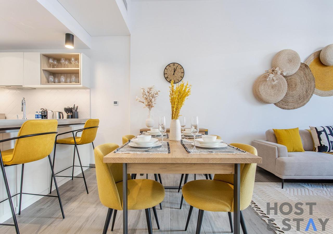 1br Belgravia With Pool View Apartment