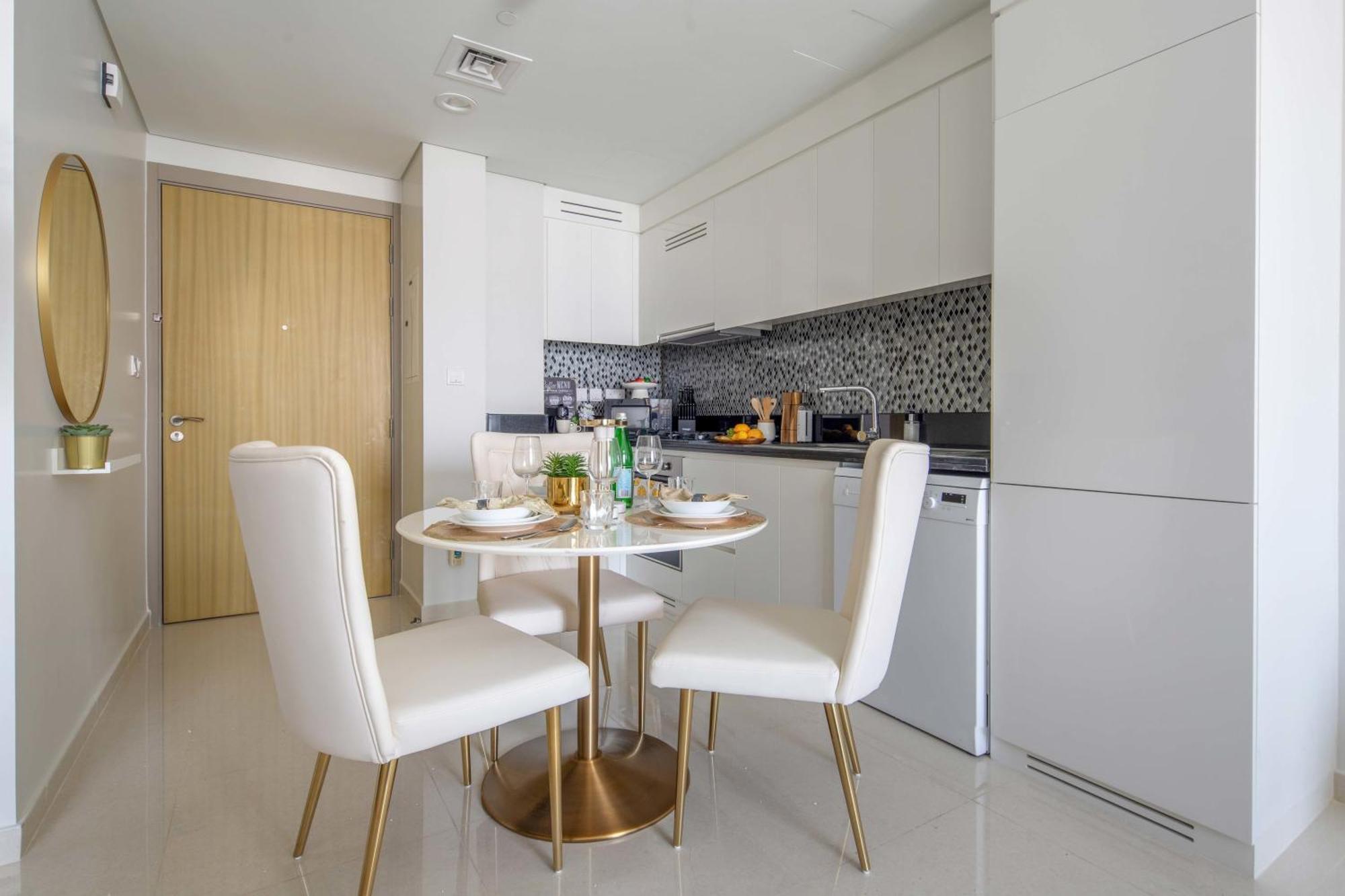 Apartment Frank Porter - Aykon Tower