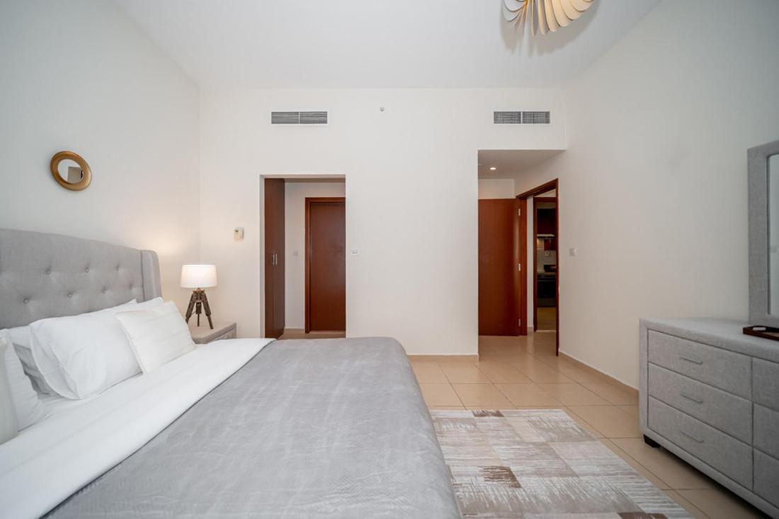 Higuests - Fancy 1br With Aerial Marina Views In Jbr Apartment *