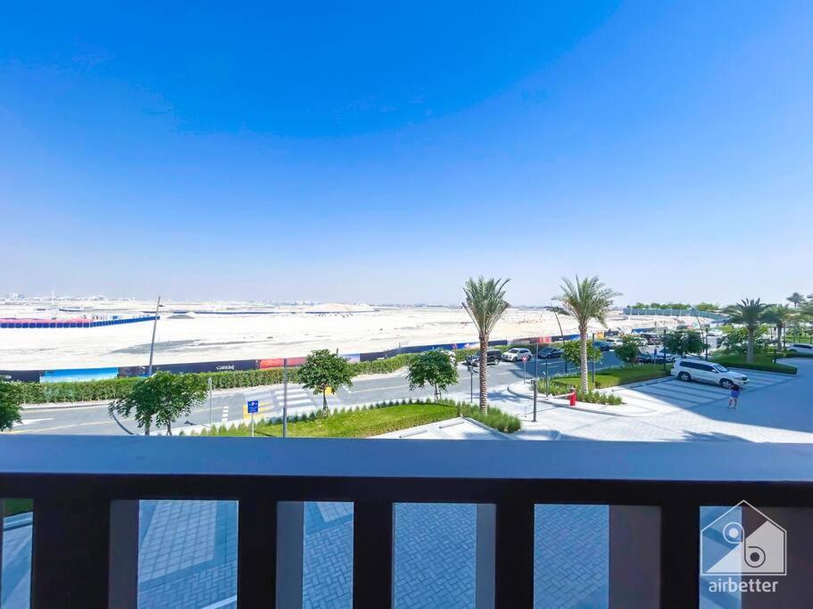 Amazing At Creek With Balcony & View Apartment Dubai
