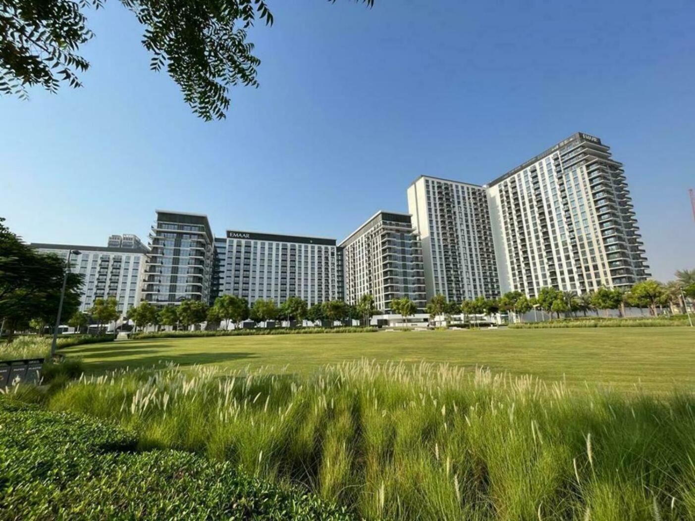 Vayk - Great Community 2bd Apartment