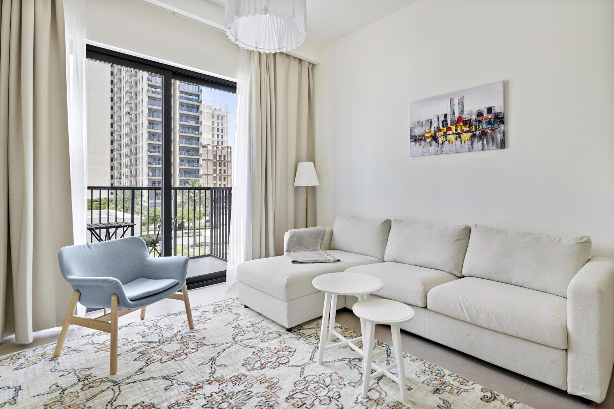 Apartment Vayk - Great Community 2bd Dubai