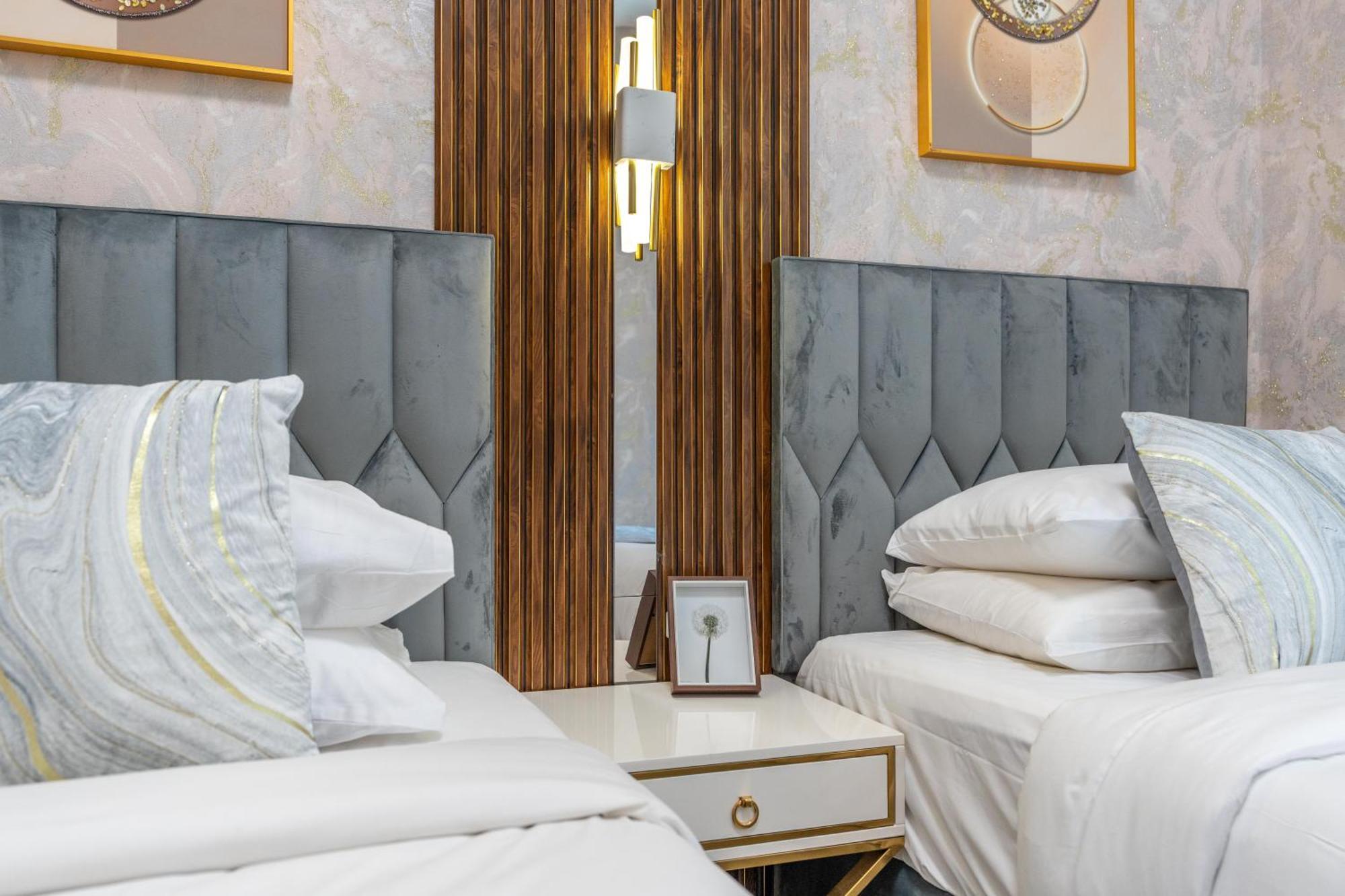 Globalstay Creek Horizon Modern Dubai