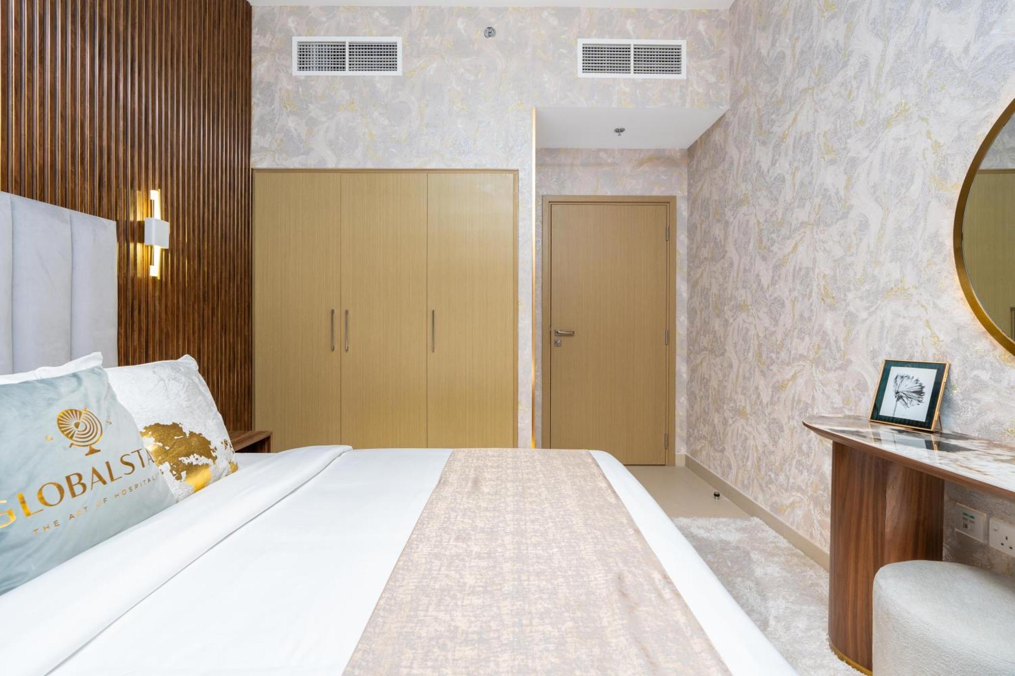 Globalstay Creek Horizon Modern Apartment Dubai