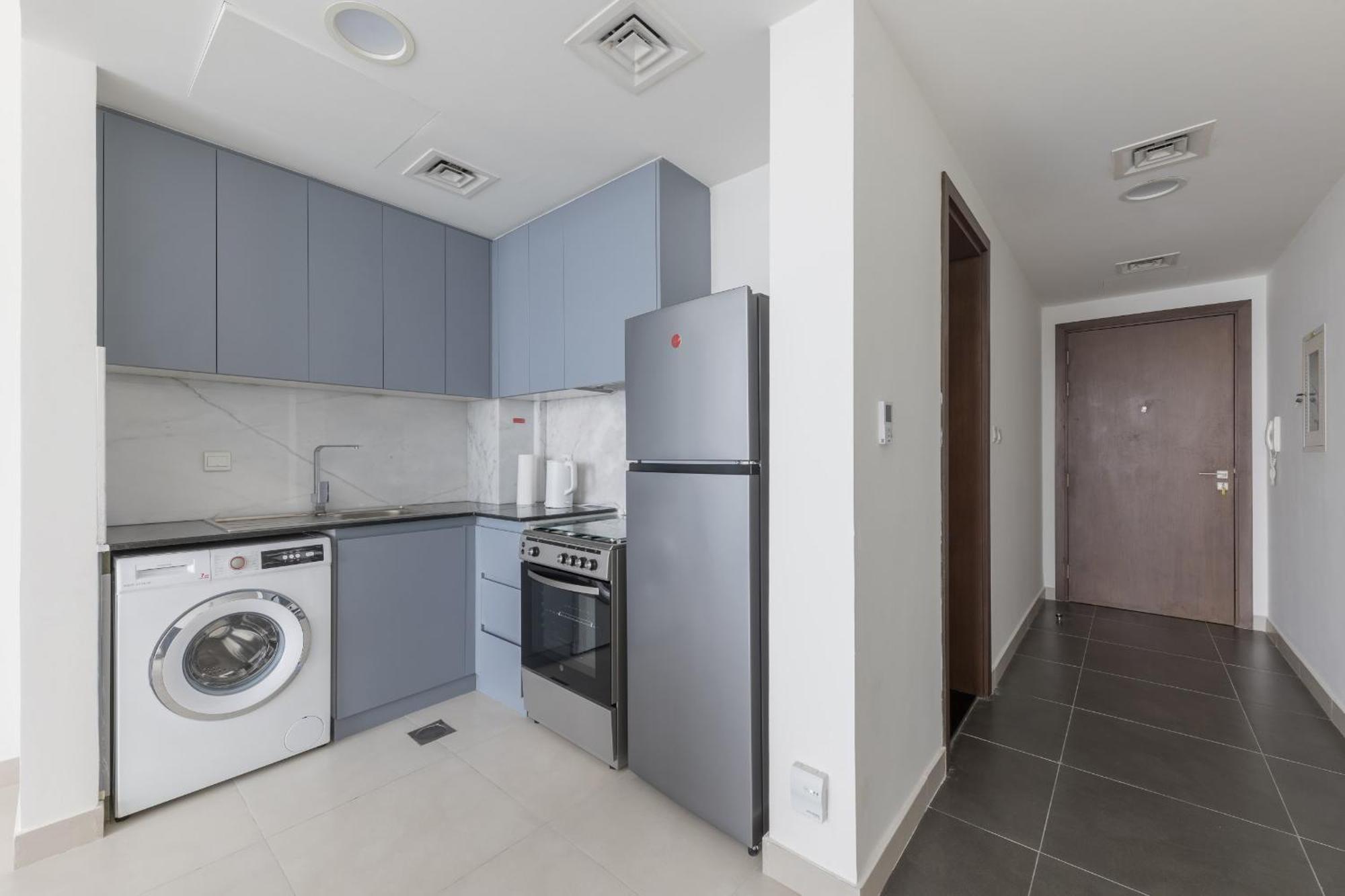 Apartment Splendid 1br In Living Garden Dubai
