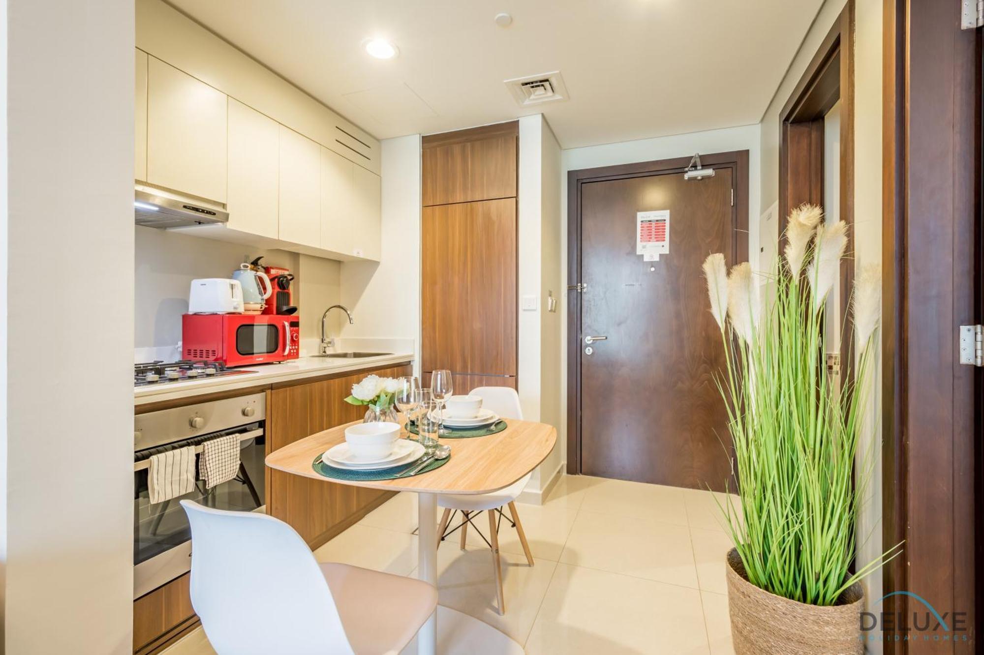 Calm 1br In Vera Tower, Business Bay By Deluxe Homes