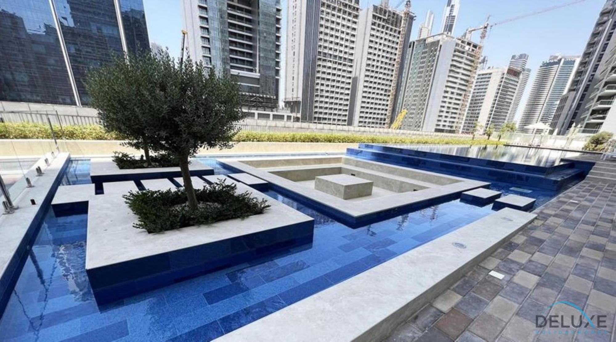 Calm 1br In Vera Tower, Business Bay By Deluxe Homes Dubai