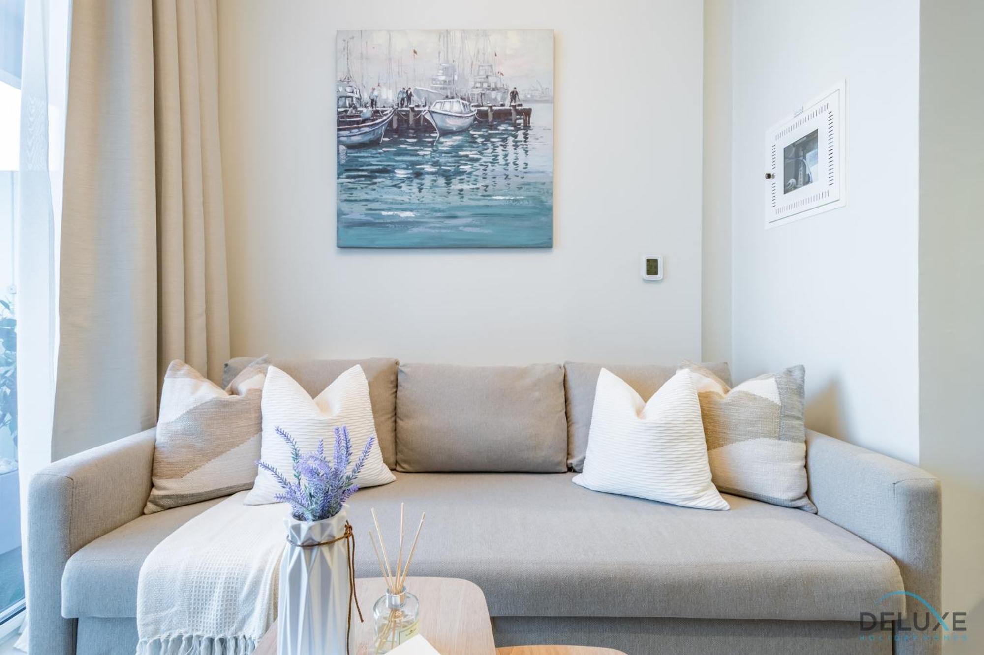 Apartment Calm 1br In Vera Tower, Business Bay By Deluxe Homes Dubai