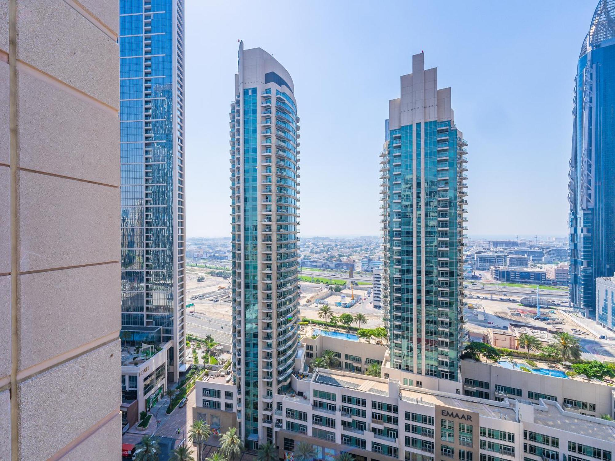 Tower Tranquility Standpoint Tower Apartment Dubai