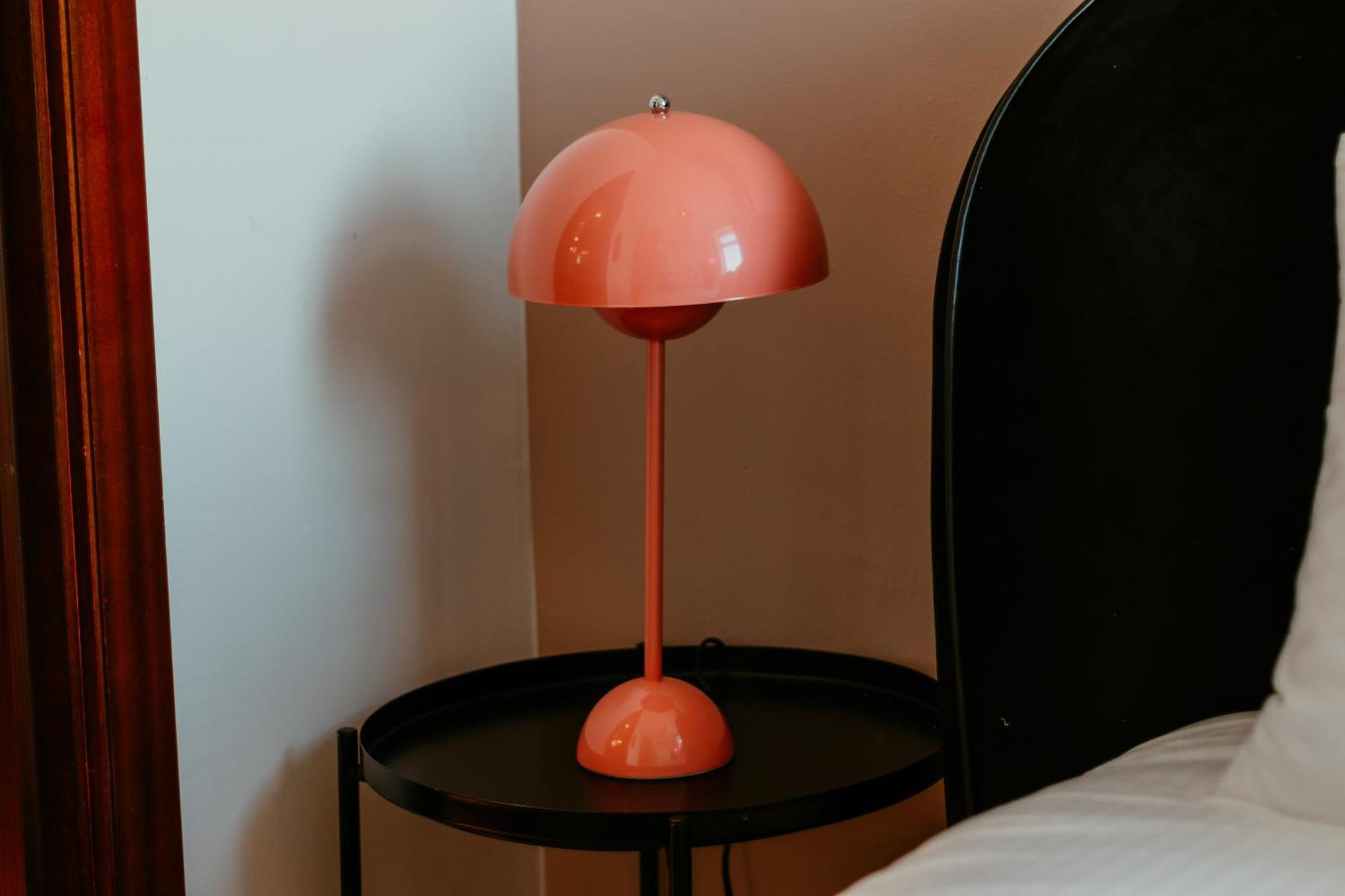 Stylish 2-bedroom Escape Near Mall Apartment