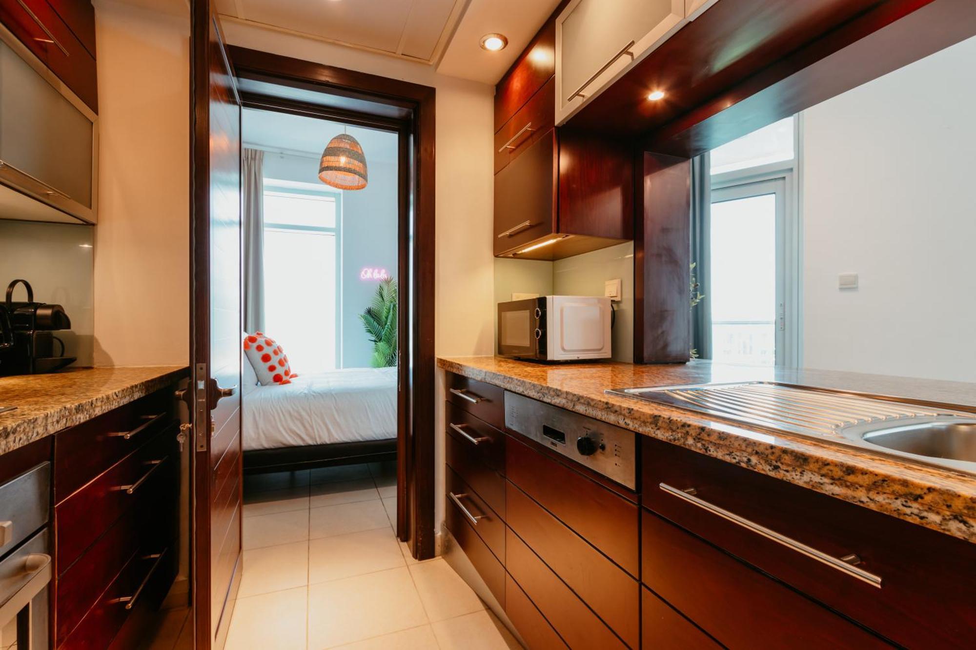 Stylish 2-bedroom Escape Near Mall * Dubai