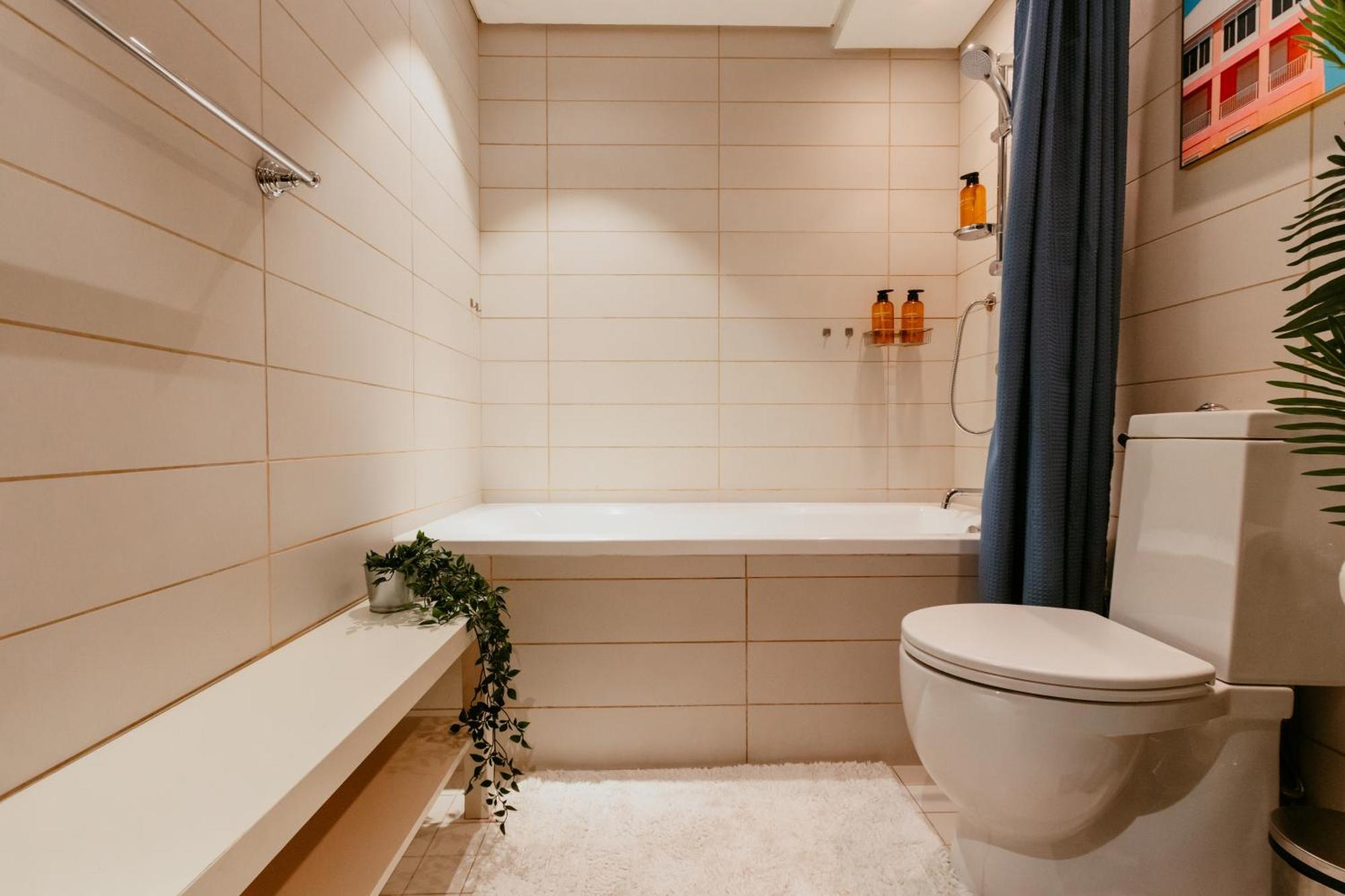 Apartment Stylish 2-bedroom Escape Near Mall