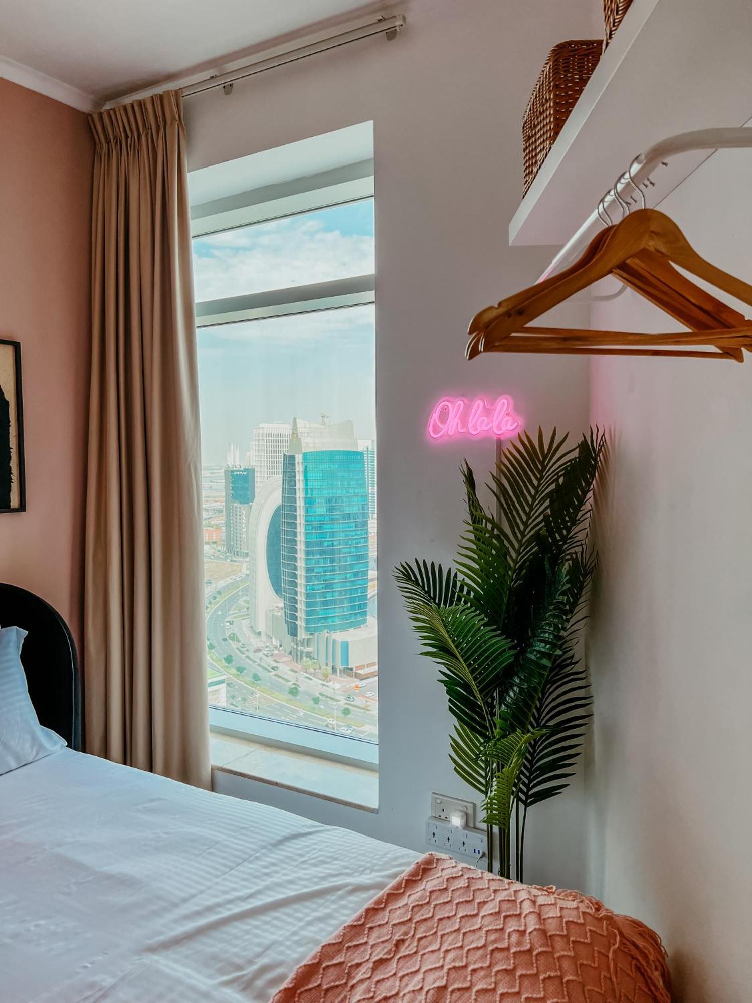 Stylish 2-bedroom Escape Near Mall Apartment