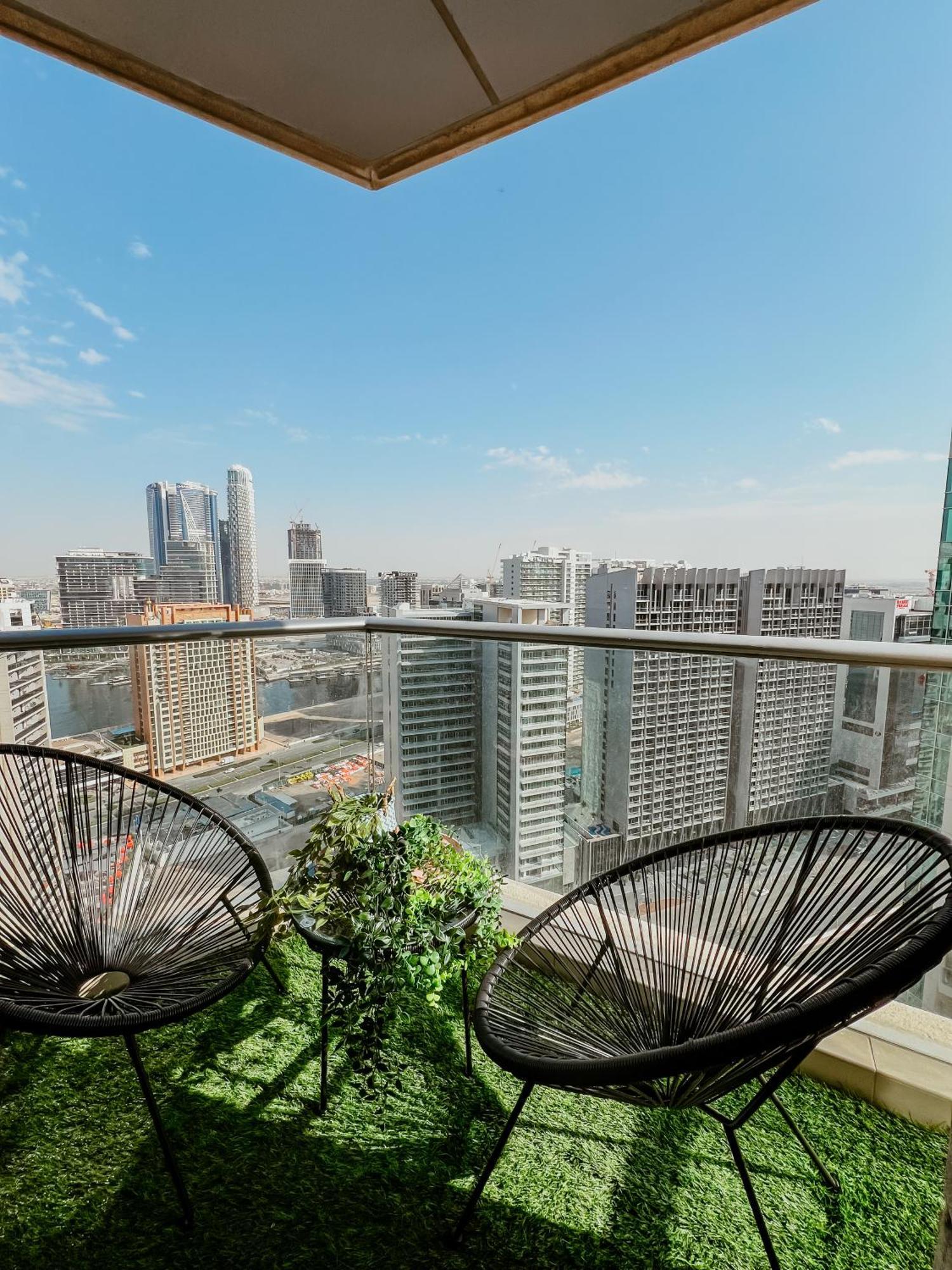 Stylish 2-bedroom Escape Near Mall Apartment