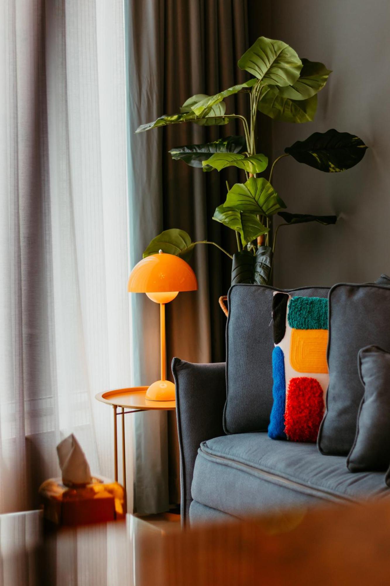 Stylish 2-bedroom Escape Near Mall Apartment