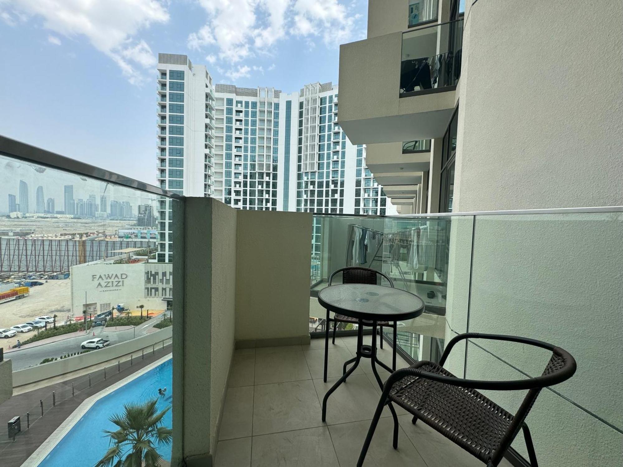 Ashrihh/ Modernstudio In Jadaf *