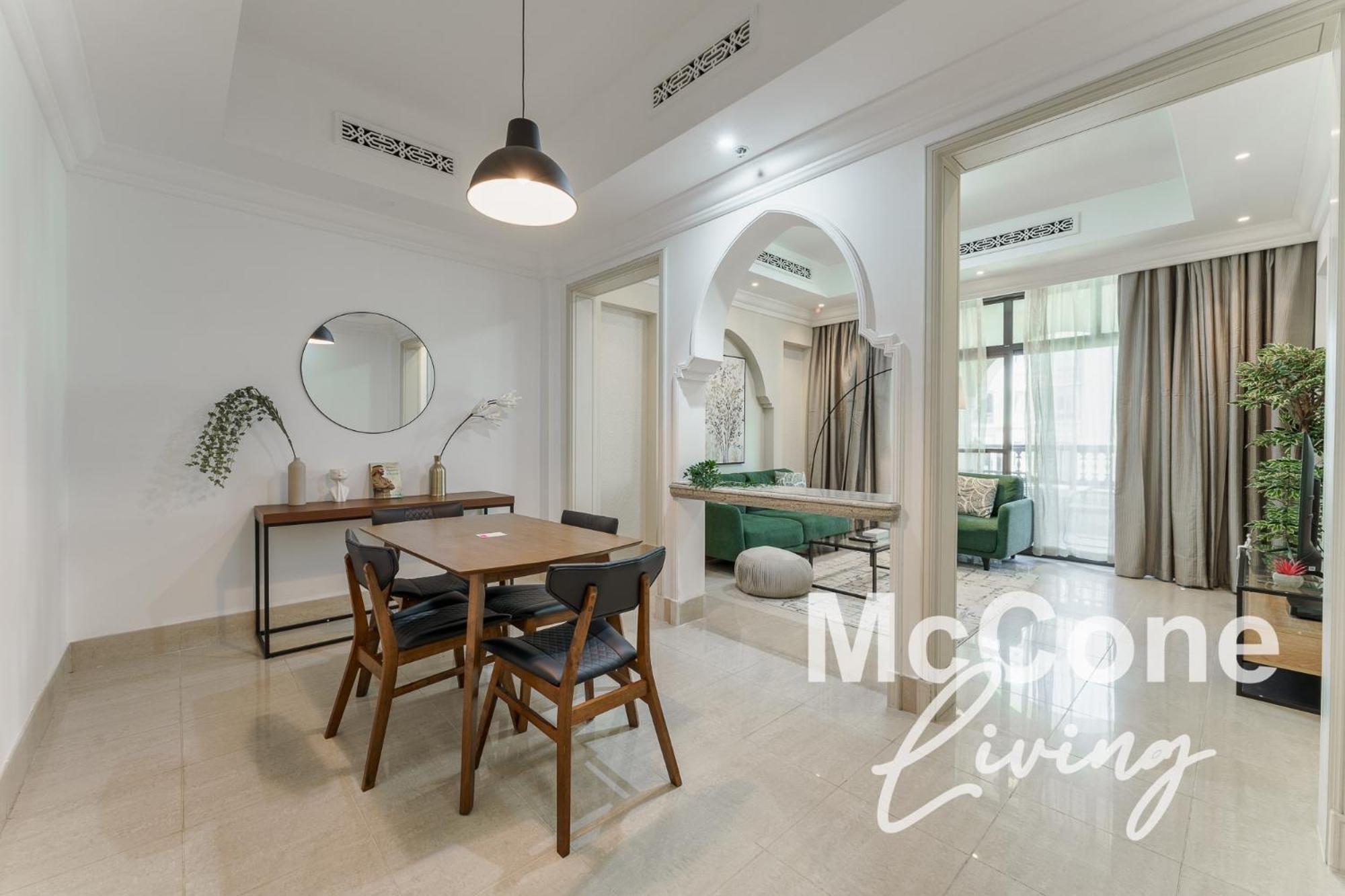 Apartment 1br In Downtown With Mall Access Dubai