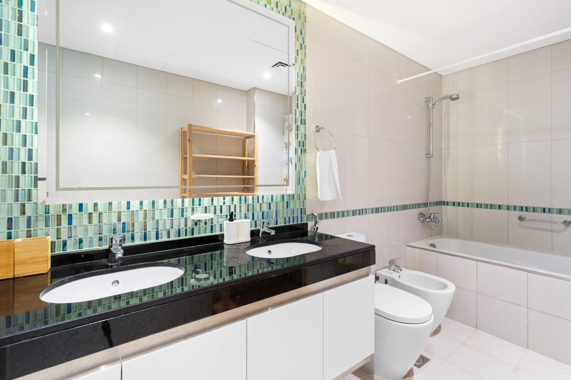 Apartment In Marina, Damac Heights 804 Dubai