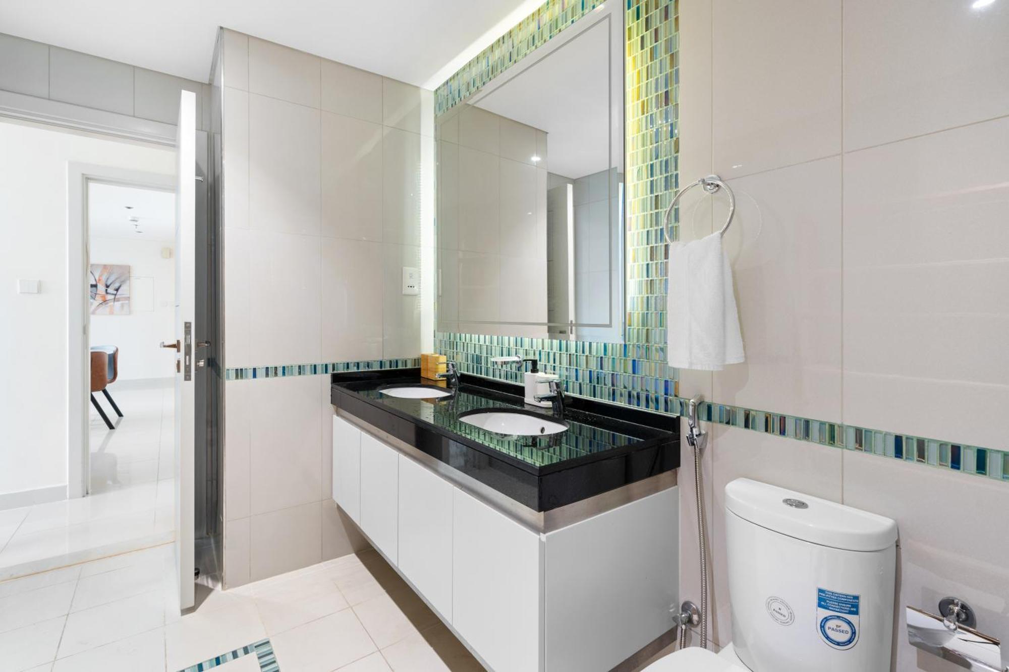 Apartment In Marina, Damac Heights 804