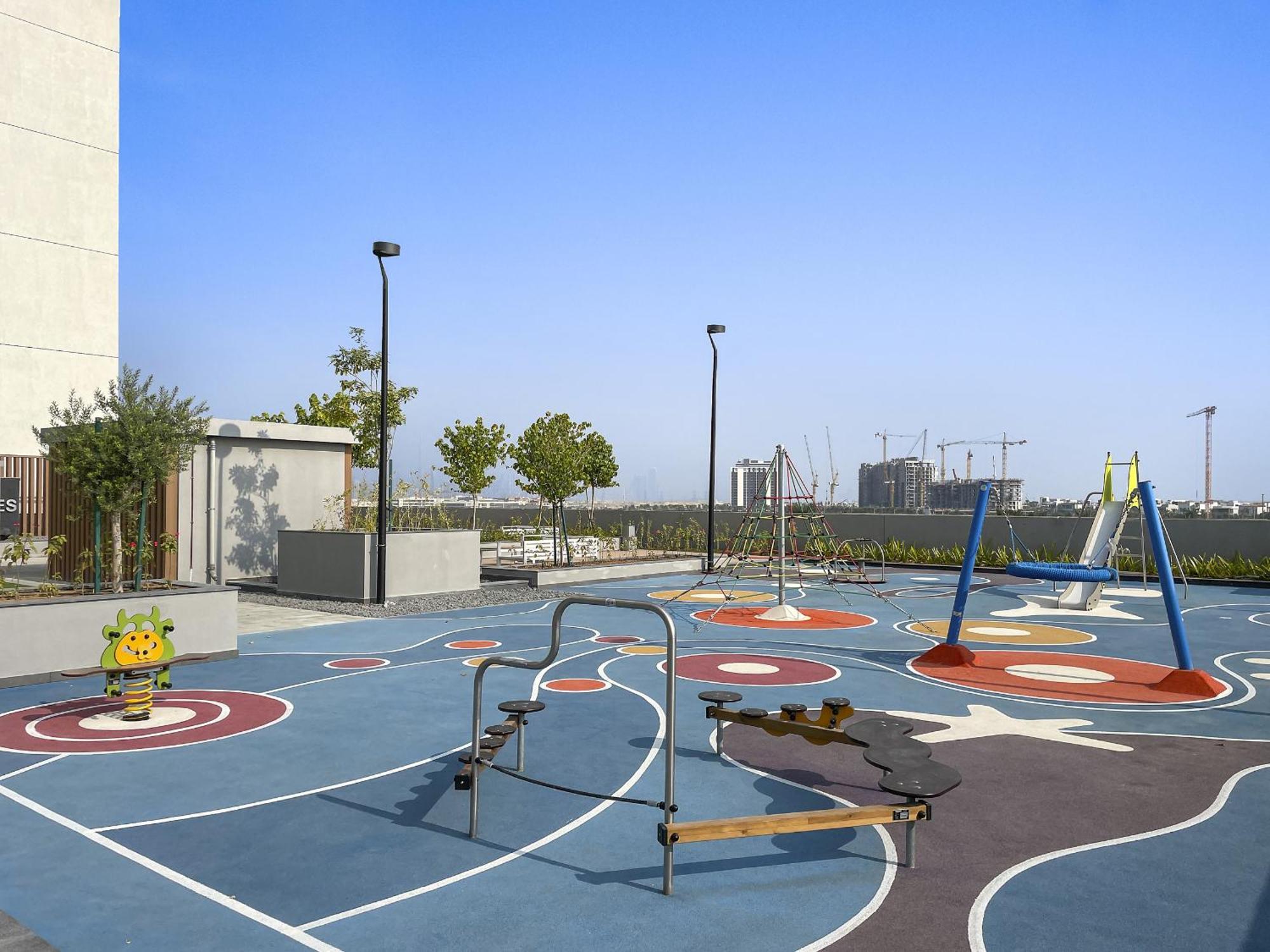 Vayk - Brand New 1 Bhk In Hills Estate