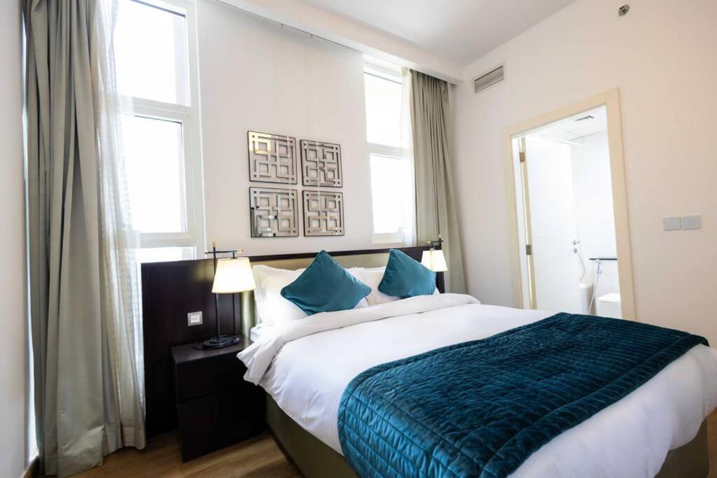 Wonderful 2 Bedroom At Jvc * Dubai