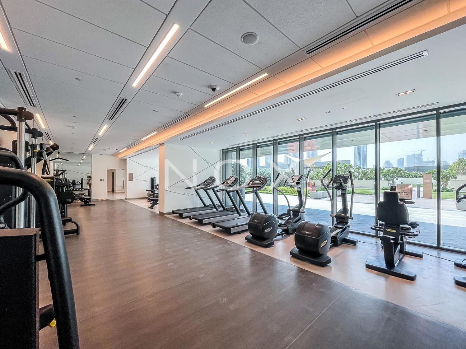 Elegant Style 1br Walk To Mall Downtown Views 2 T3 * Dubai