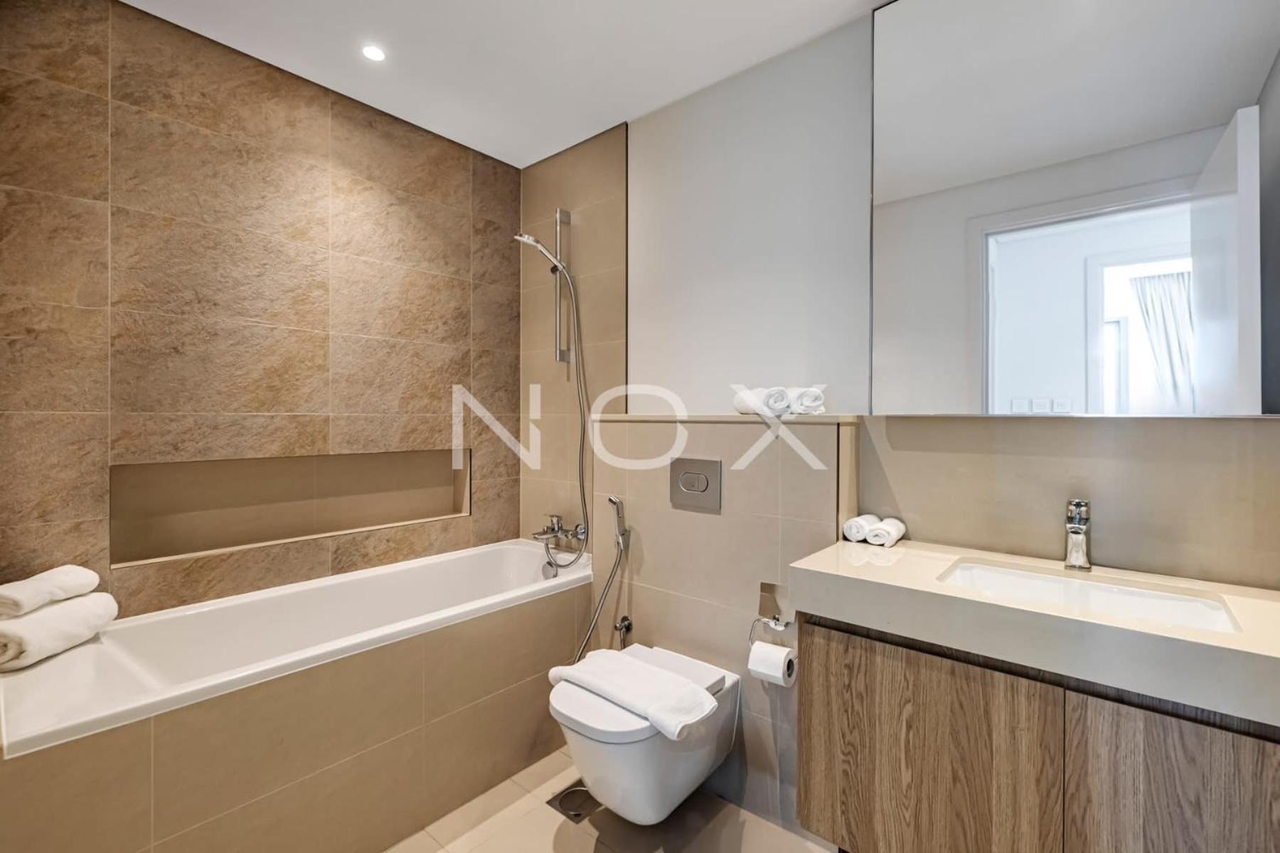 Apartment Elegant Style 1br Walk To Mall Downtown Views 2 T3 Dubai