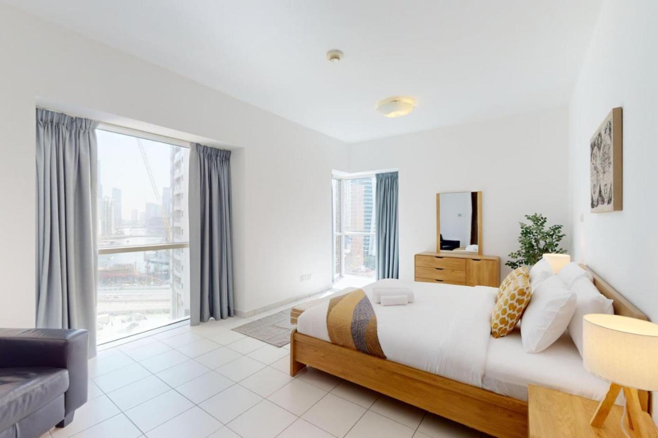 Marina Tower - Chic One Bedroom Dubai