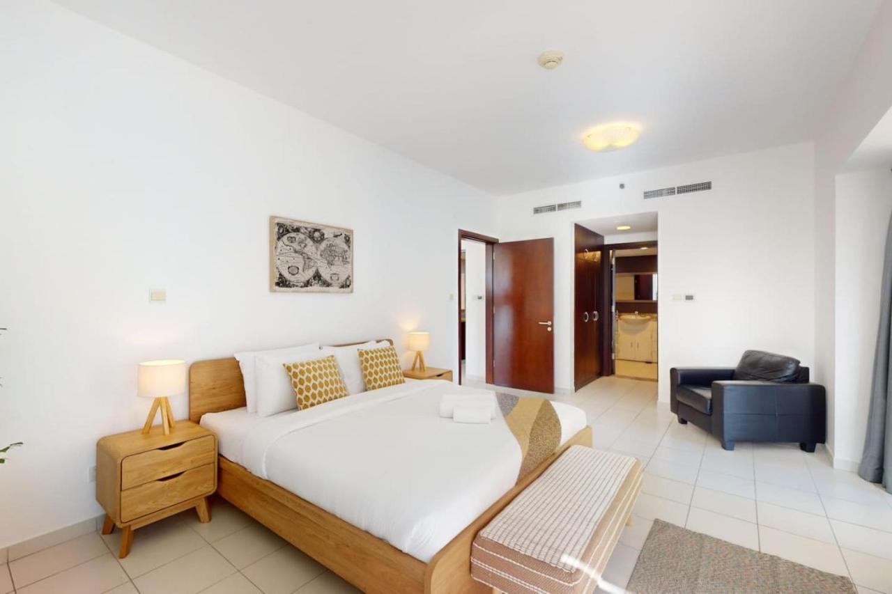 Marina Tower - Chic One Bedroom Apartment Dubai