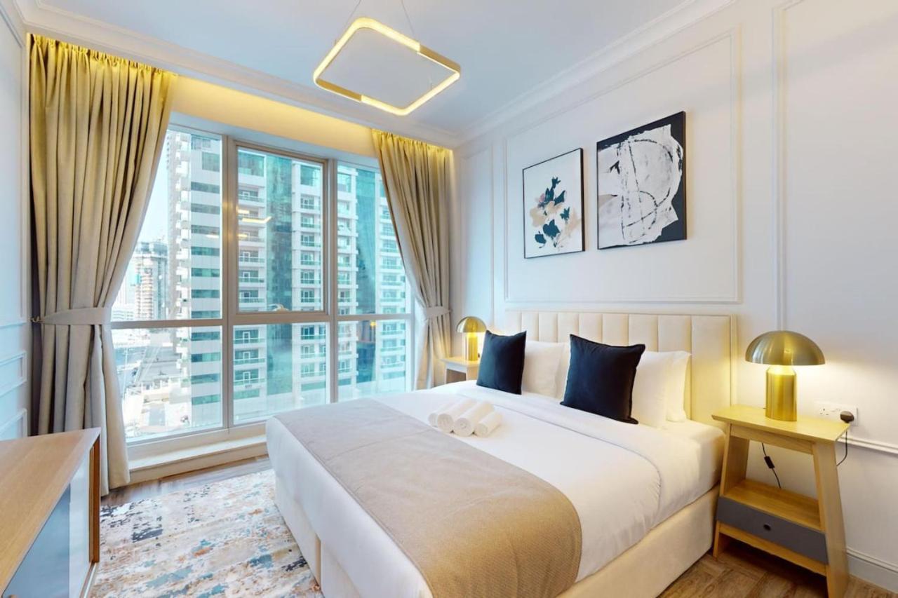 Apartment Torch Tower - Fashionable Two Bedroom