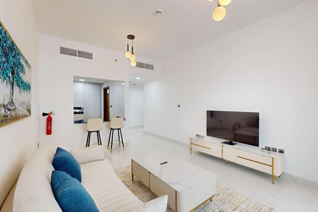 Uni Estate - Modern One Bedroom Apartment Dubai