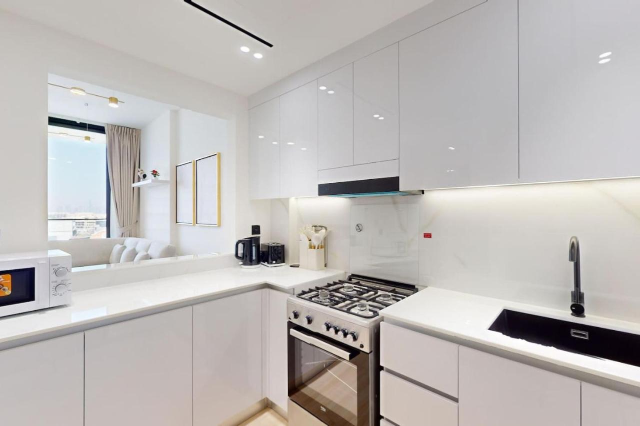 Apartment Binghatti Crest - Serene One Bedroom *