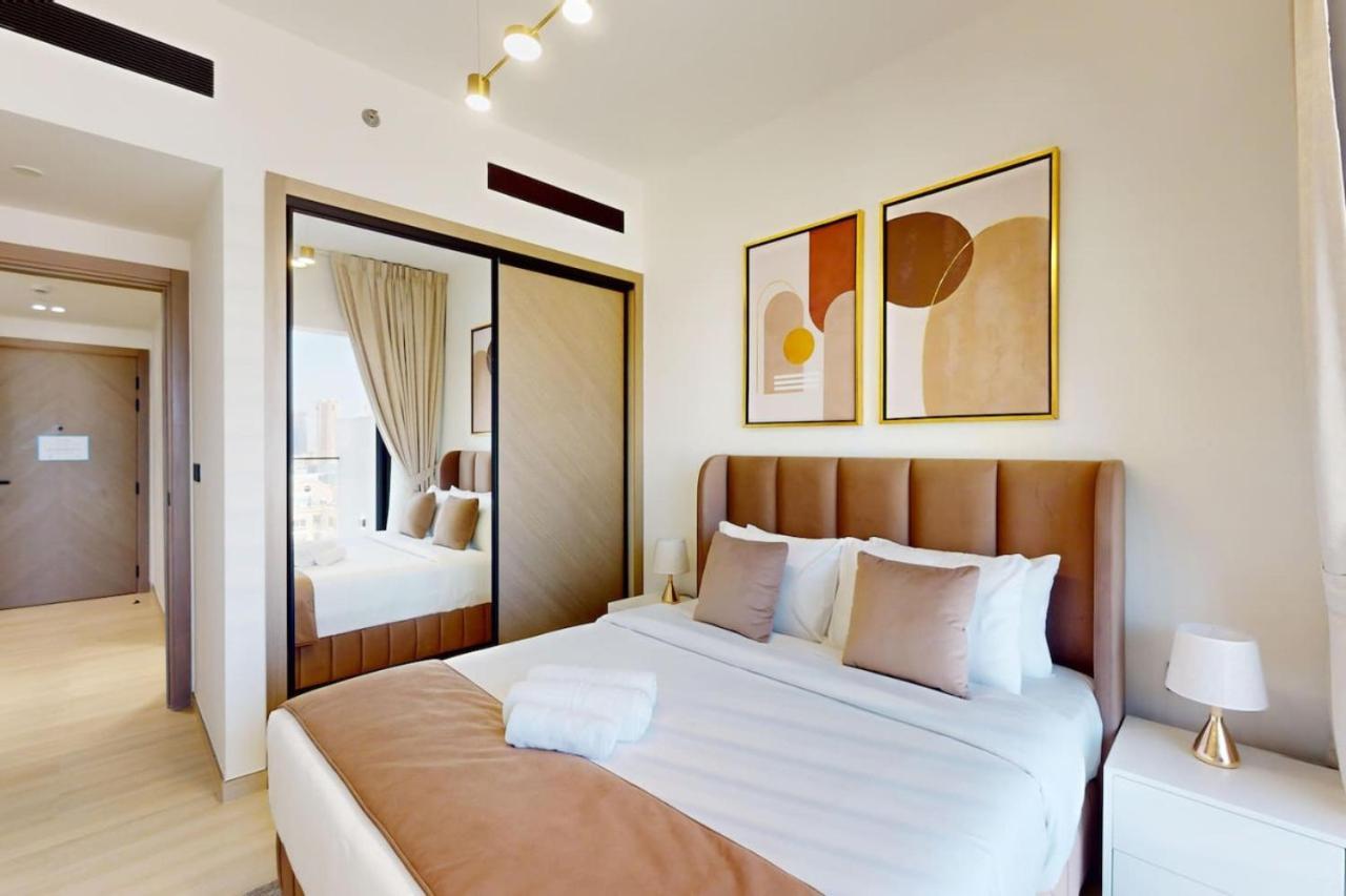 Binghatti Crest - Serene One Bedroom Apartment *