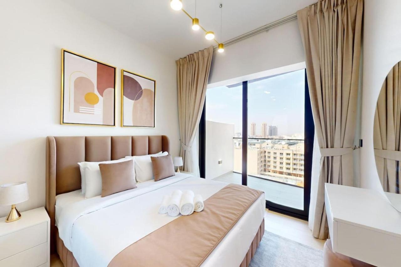Binghatti Crest - Serene One Bedroom Apartment