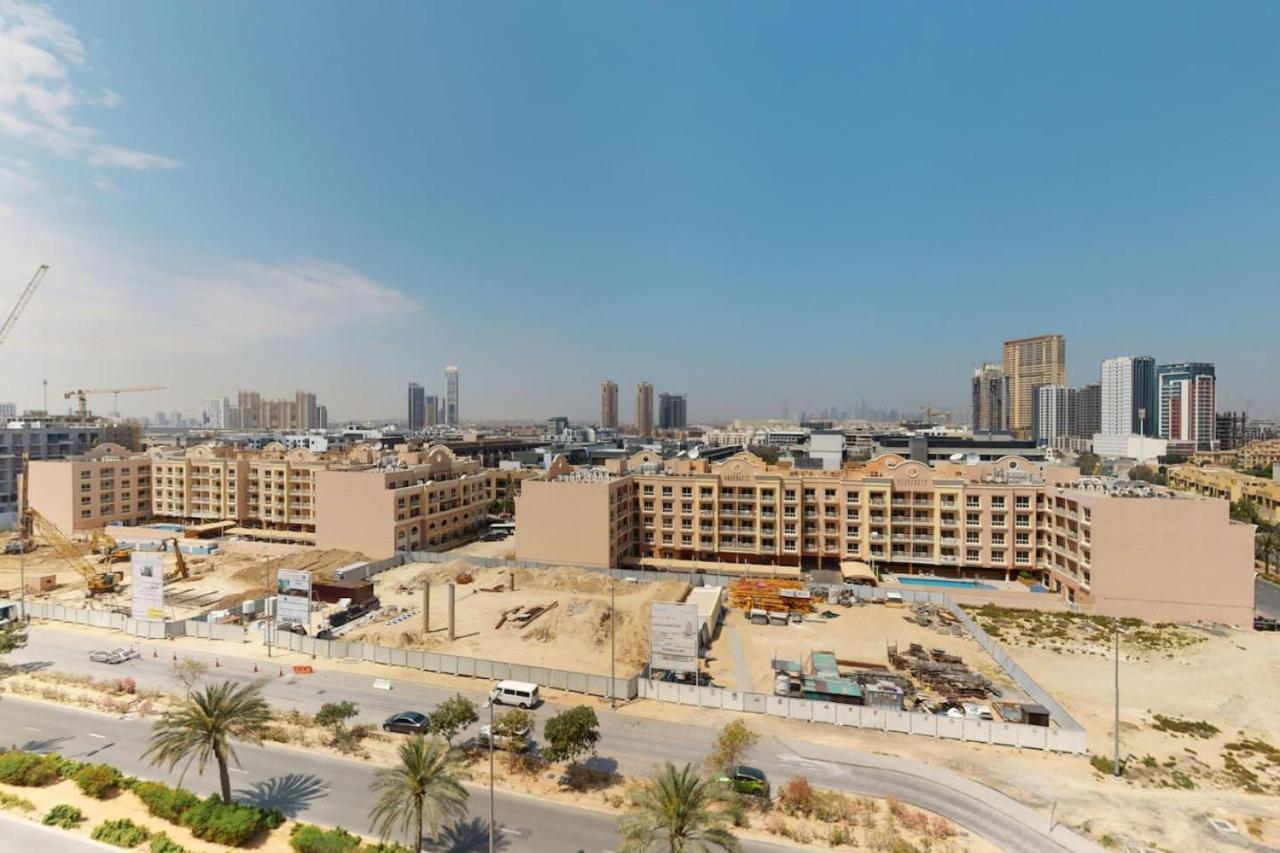 Binghatti Crest - Serene One Bedroom Apartment