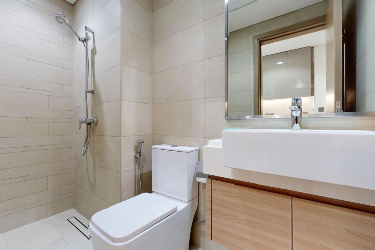 Apartment Azizi Riviera 22 - Light