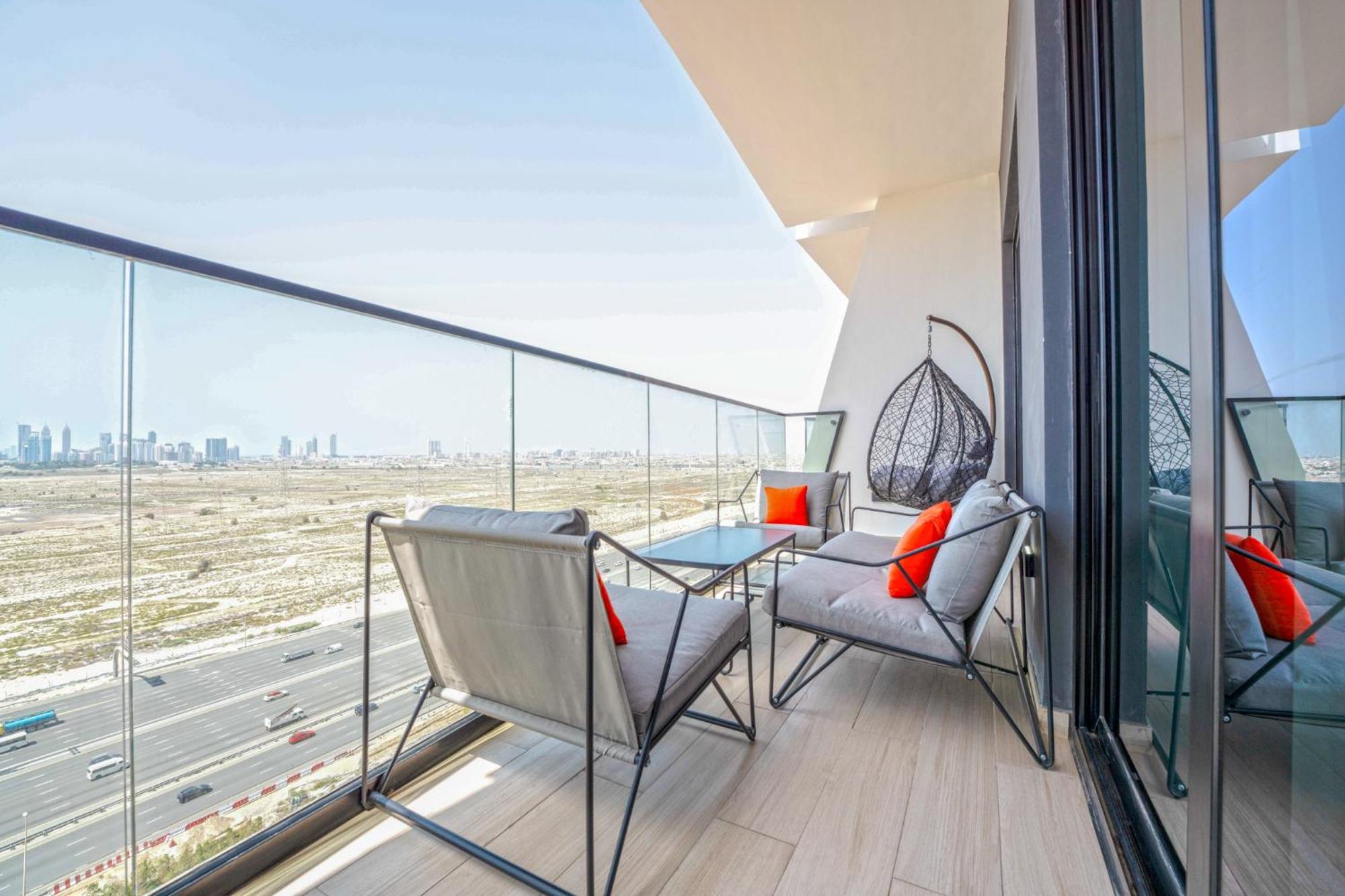 Easygo - Binghatti Heights 1br Comfortable Apartment