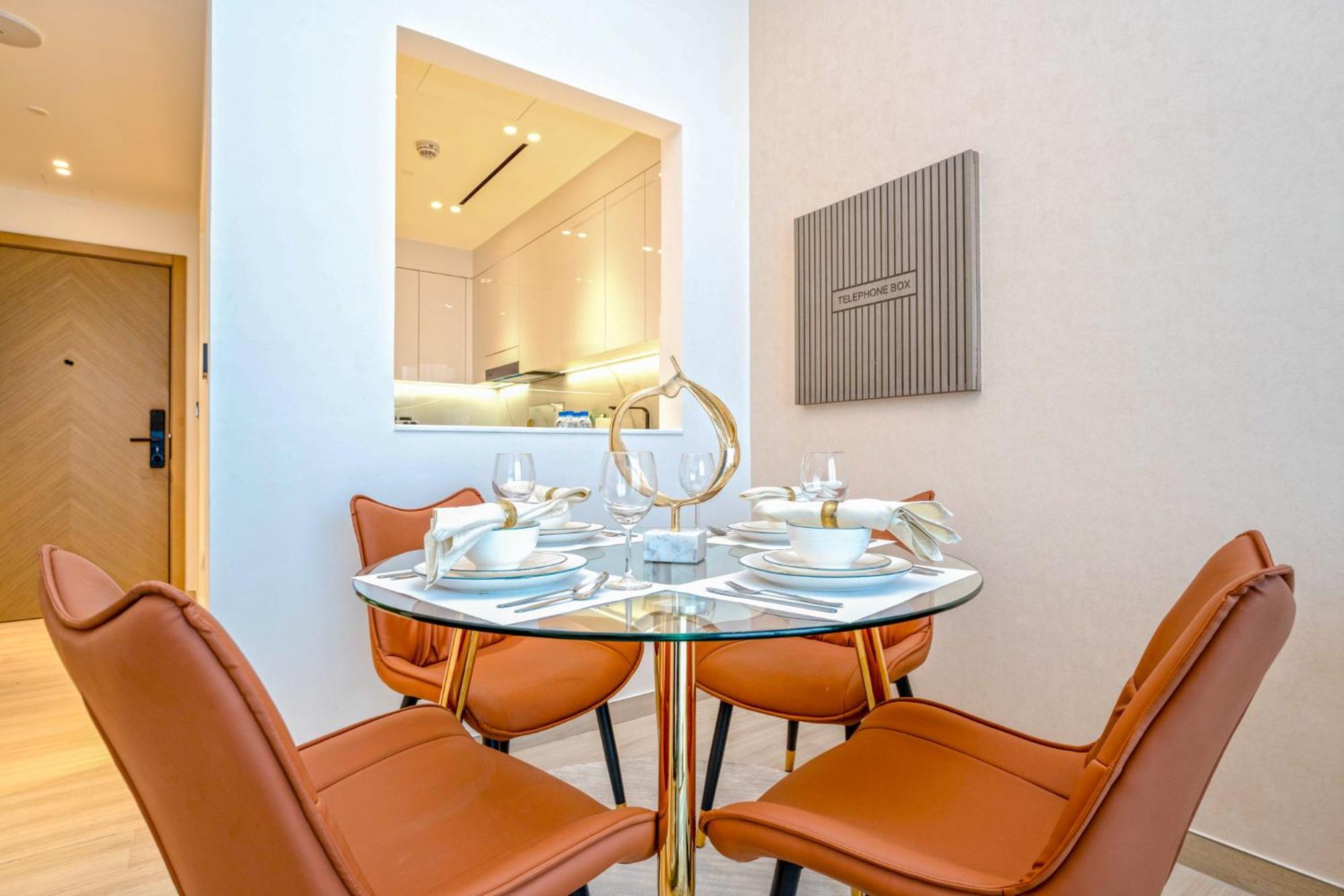 Easygo - Binghatti Heights 1br Comfortable *