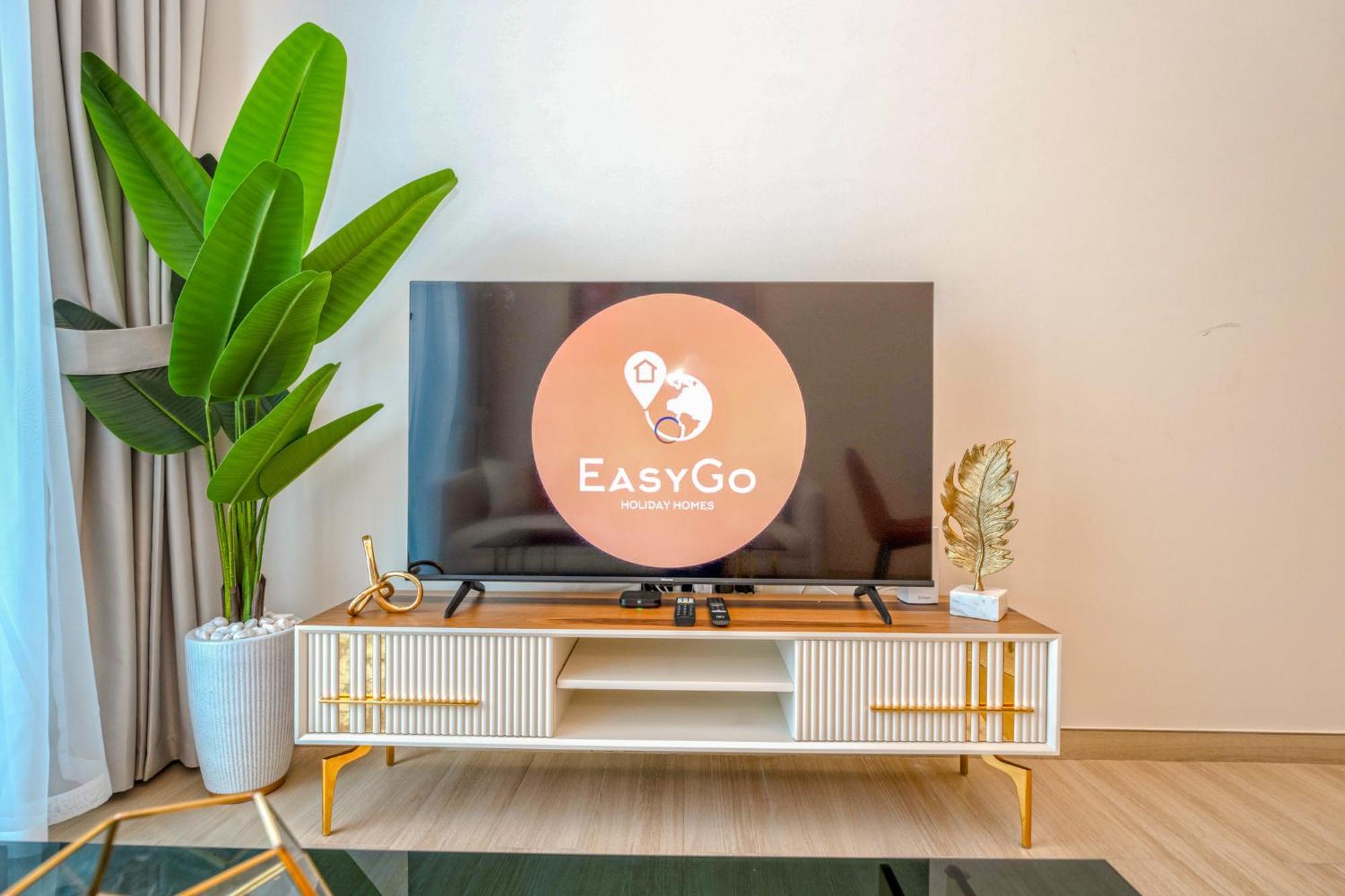 Apartment Easygo - Binghatti Heights 1br Comfortable Dubai