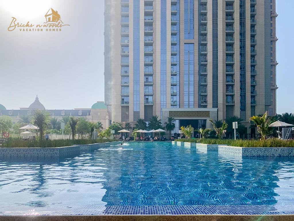 Modern High Floor Canal View1 Bhk Apartment *