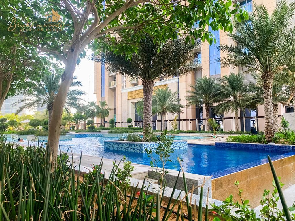 Modern High Floor Canal View1 Bhk