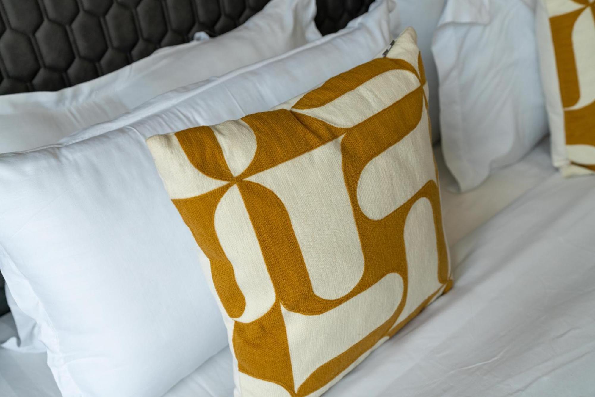 Apartment Luxury At Summerprices Downtown Dxb