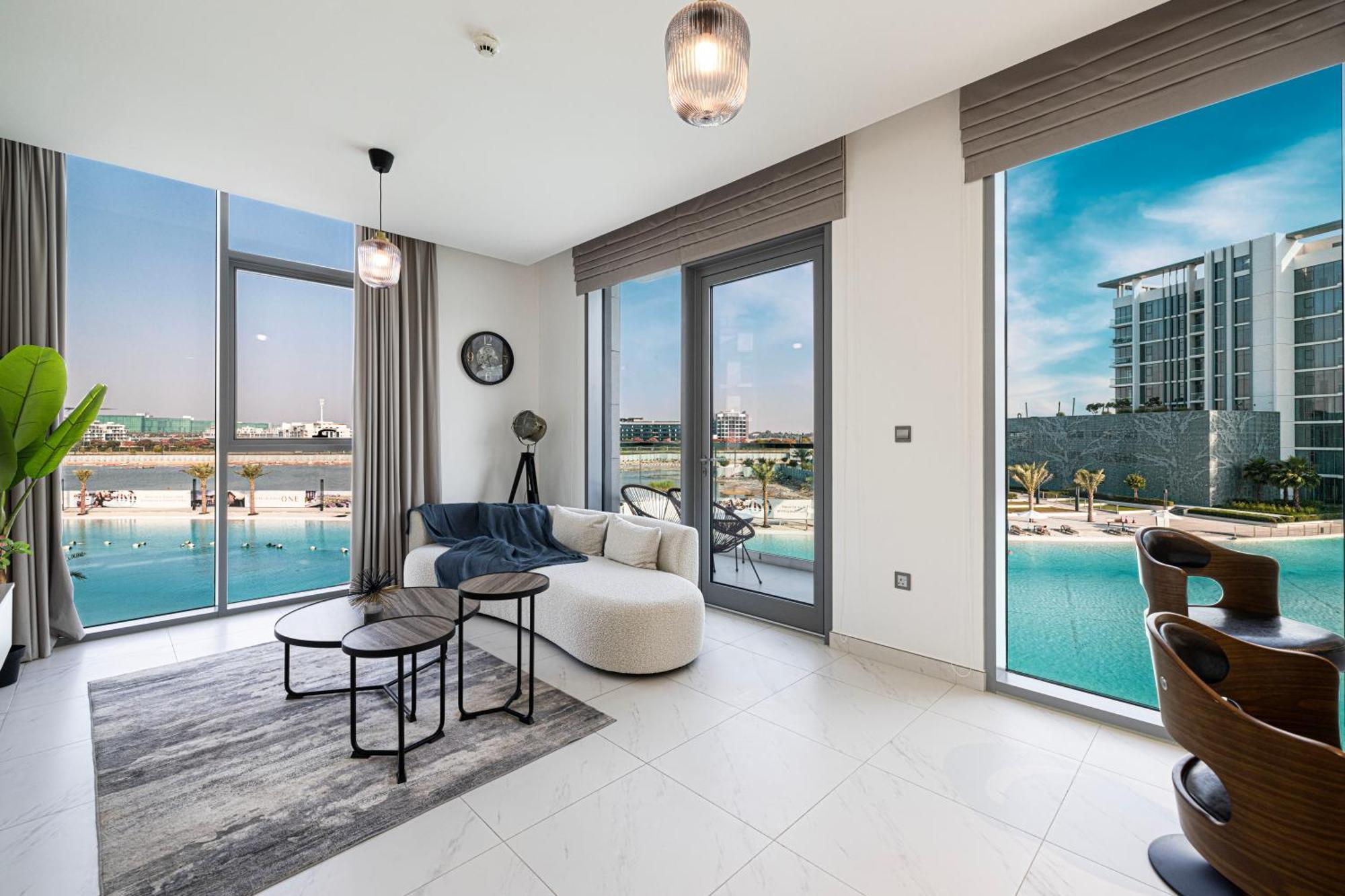 Full Lagoon View Access Exclusive Building Apartment