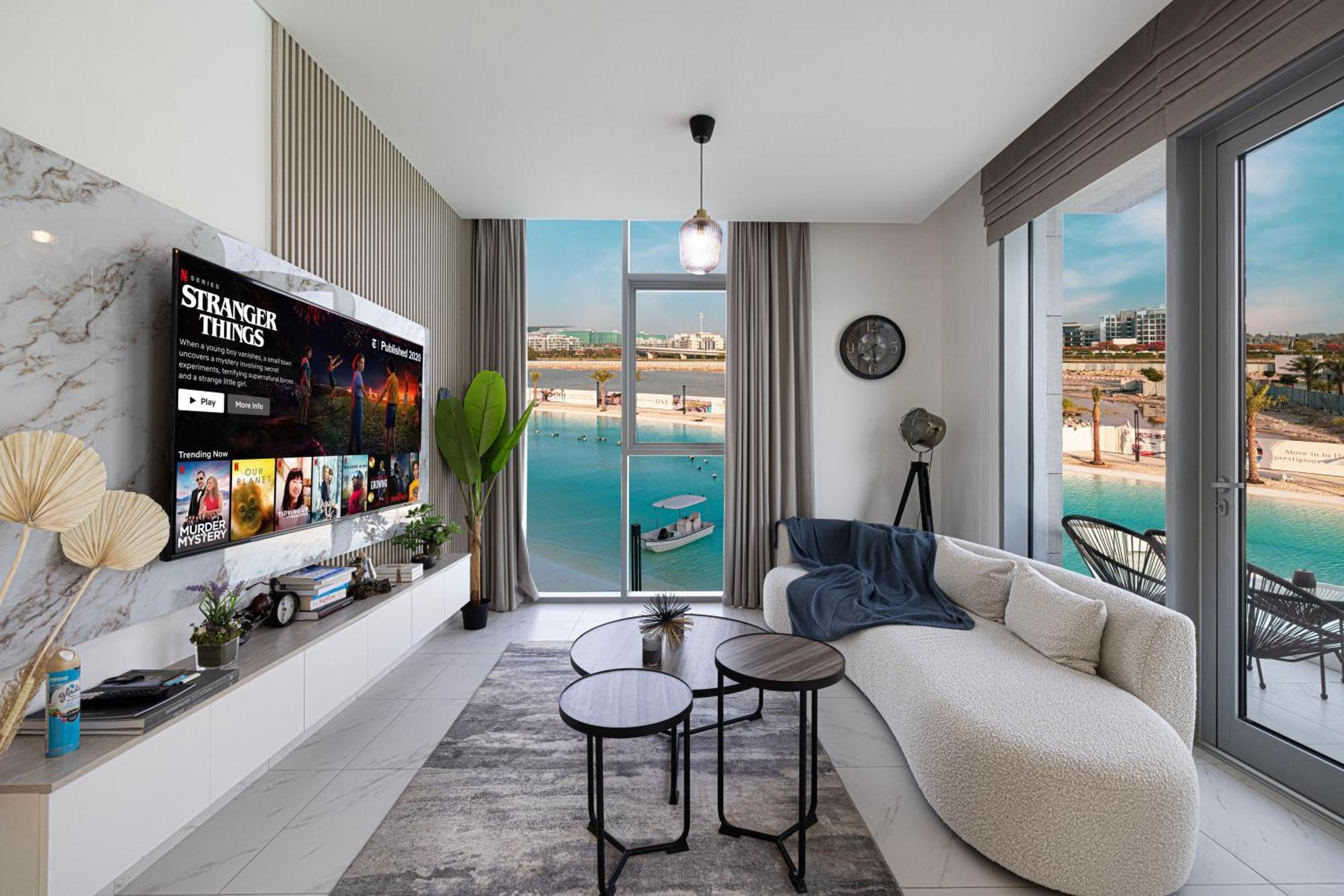 Full Lagoon View Access Exclusive Building *