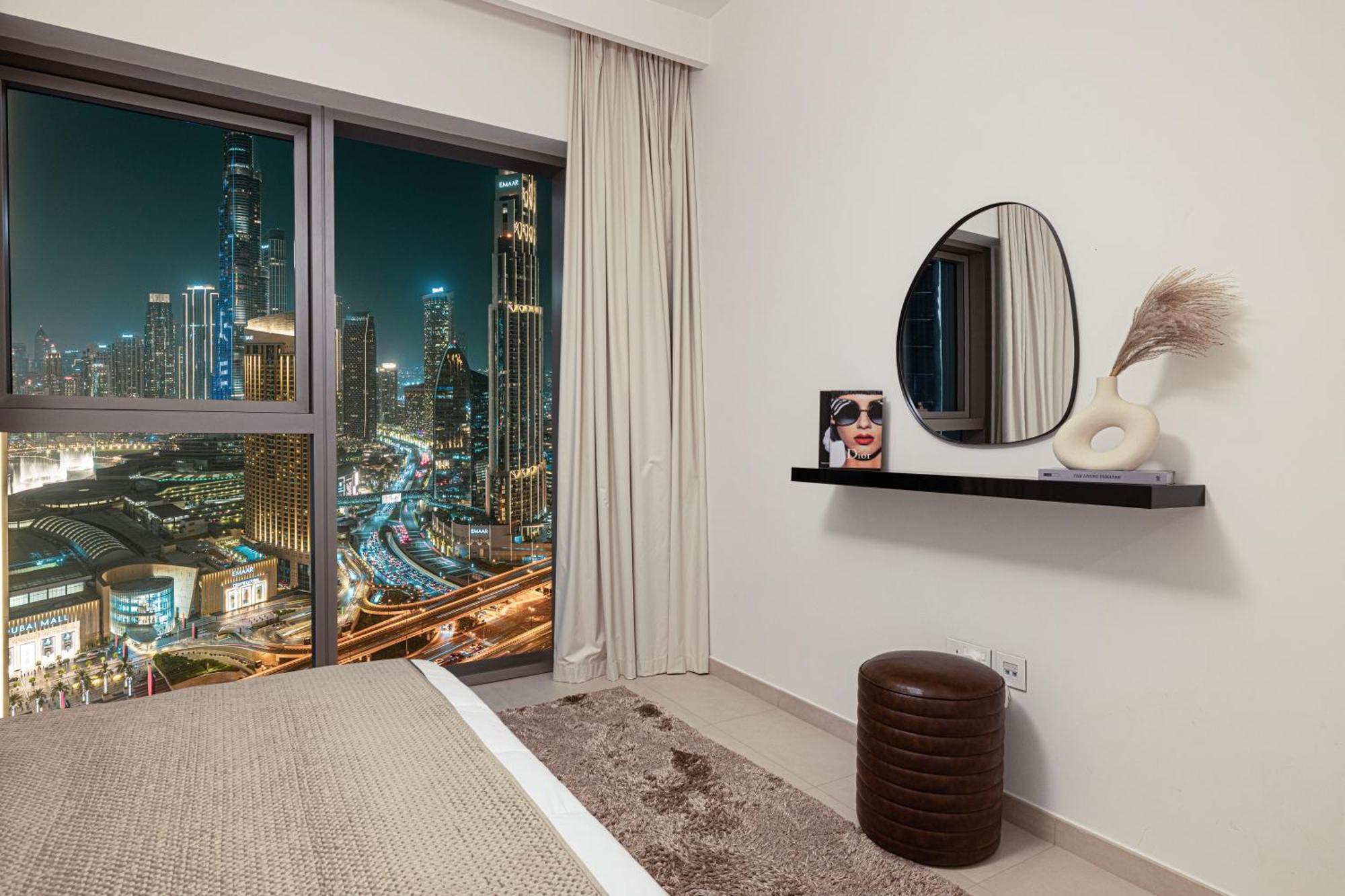 2br With Full Burj View And Direct Access To Mall Dubai