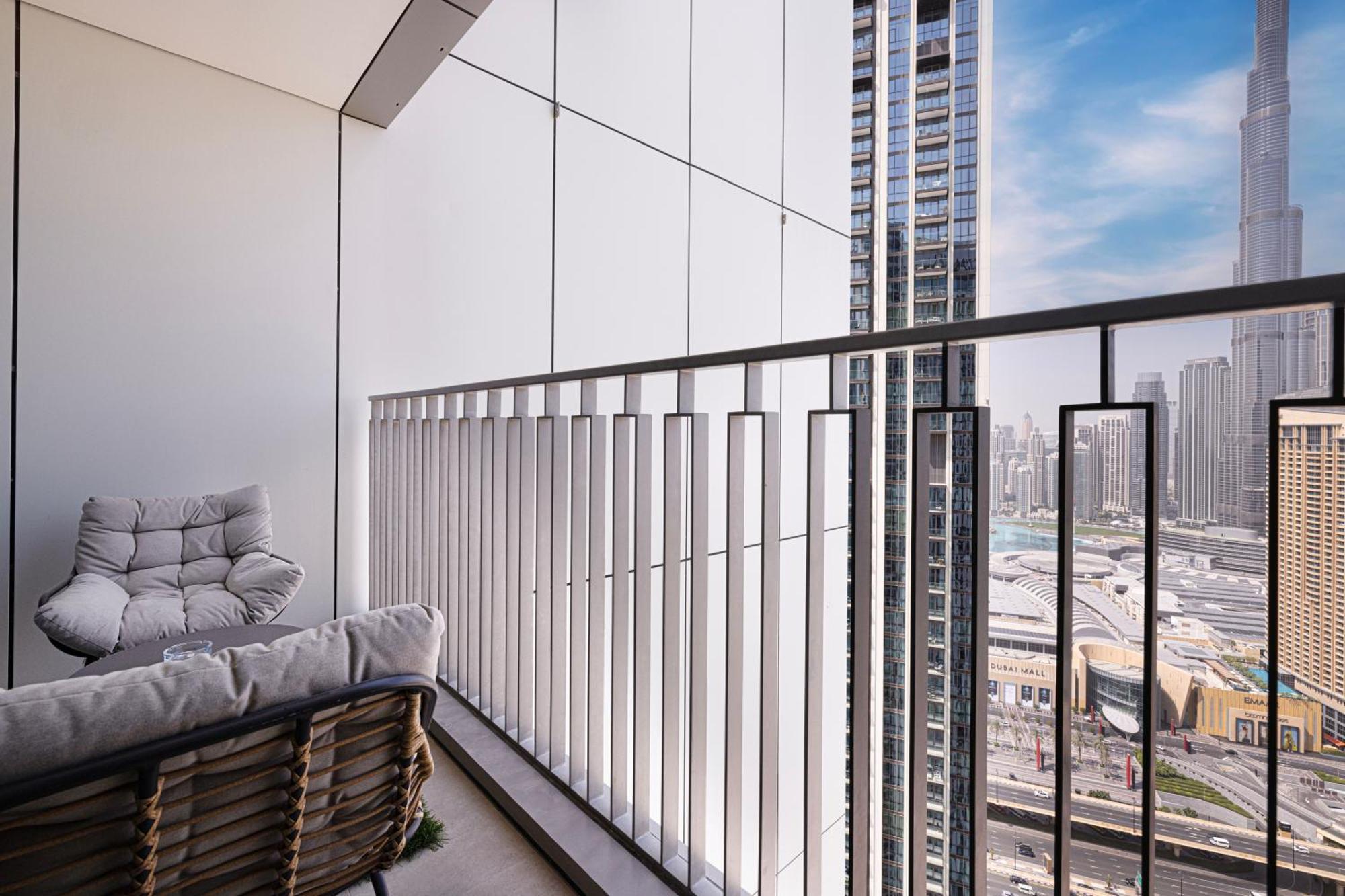 2br With Full Burj View And Direct Access To Mall Apartment