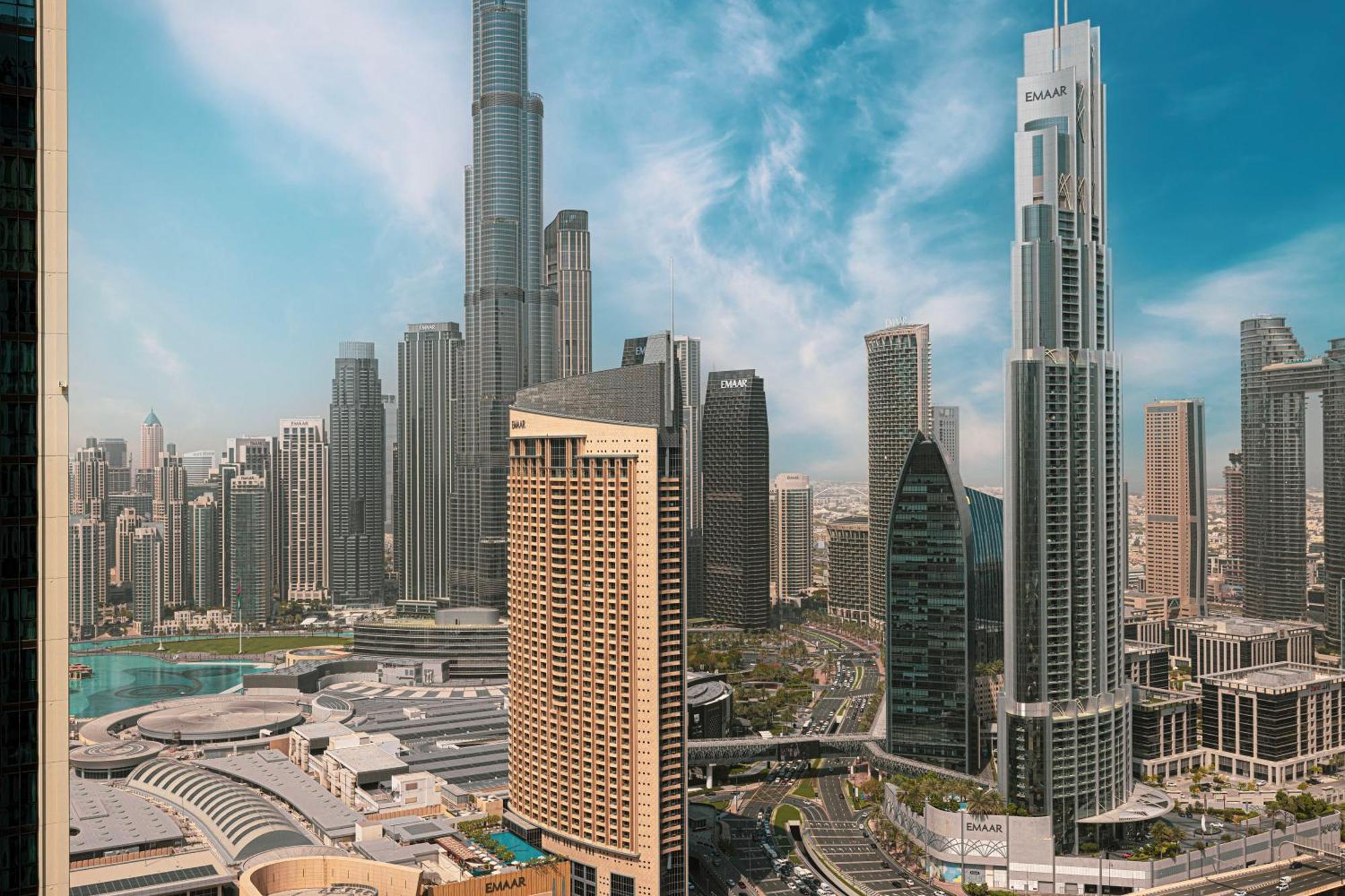2br With Full Burj View And Direct Access To Mall Apartment Dubai